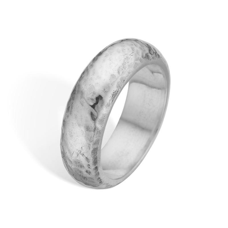 Elon Hammered Ring - Unik Herrering fra ByBirdie.dk