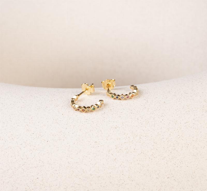 Enkle ørestikker i 18 karat guld - Gratis fragt!