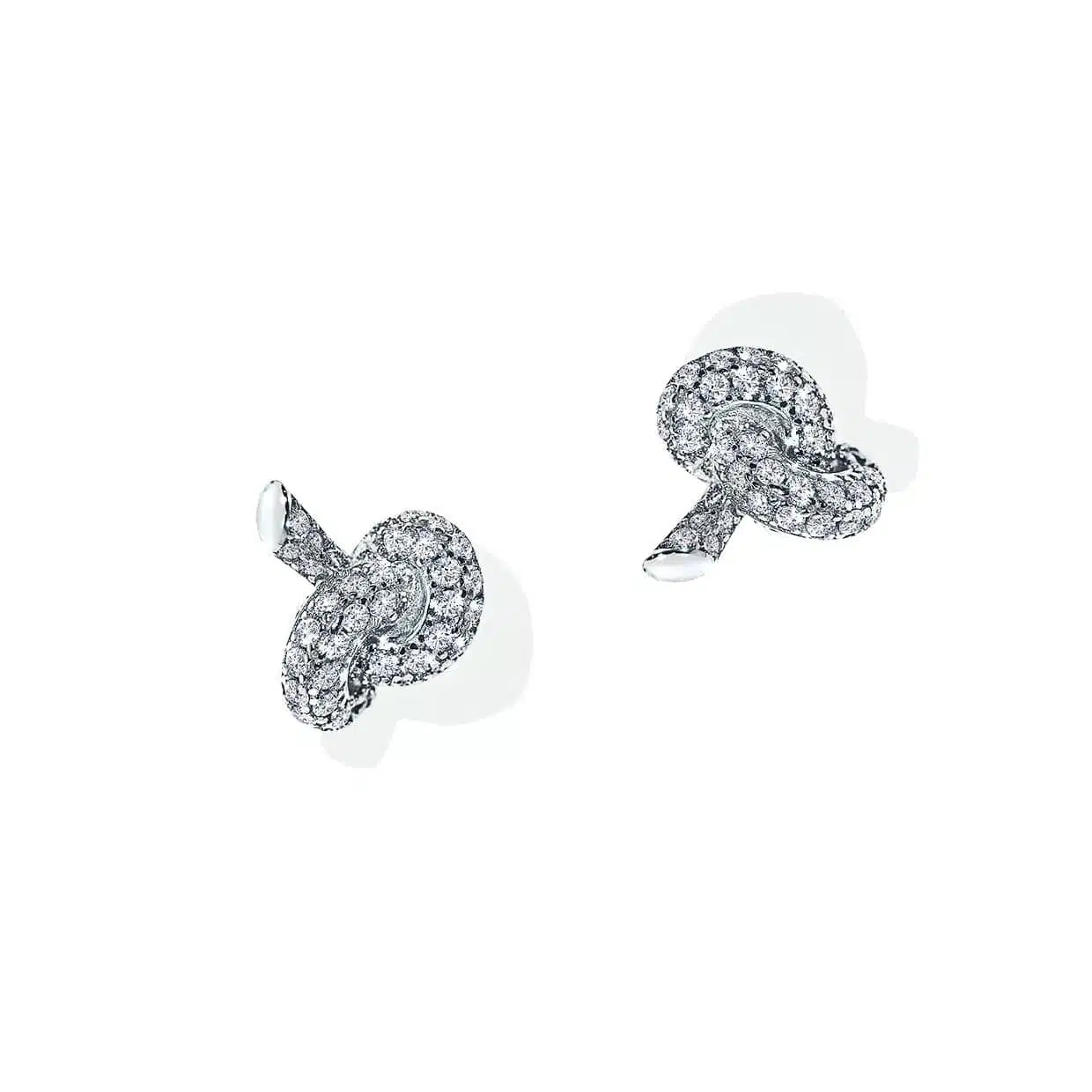 Elegante Equestrian Knot øreringe i Sterling Sølv med Sten