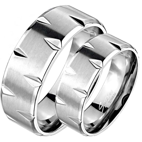 Titaniumring med Kant - Elegante Forlovelsesringe