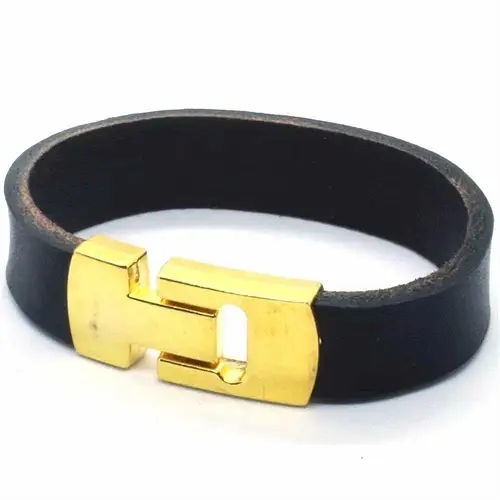 Mazo Læderarmbånd i Sort med Forgyldt Lås