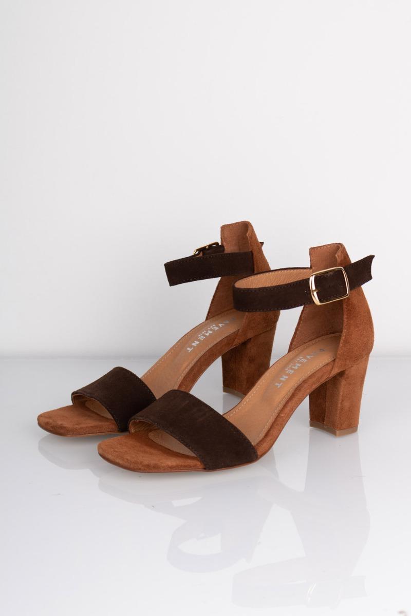 Pavement Stilet - Lykke - Caramel Mørkebrun Udsalg