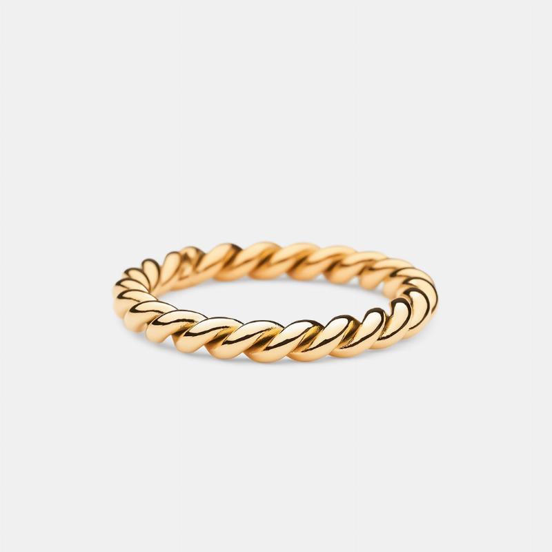 Flettet Ring i 18k Guldbelægning - Eksklusiv Design