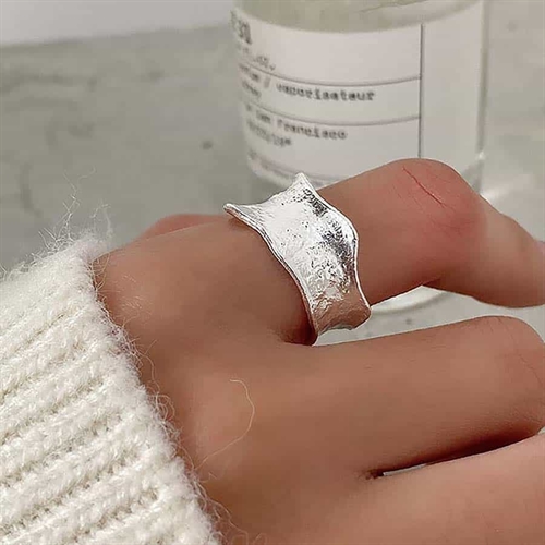 Aiolos Ring i Sølv - Justerbar Smykke til Dit Look