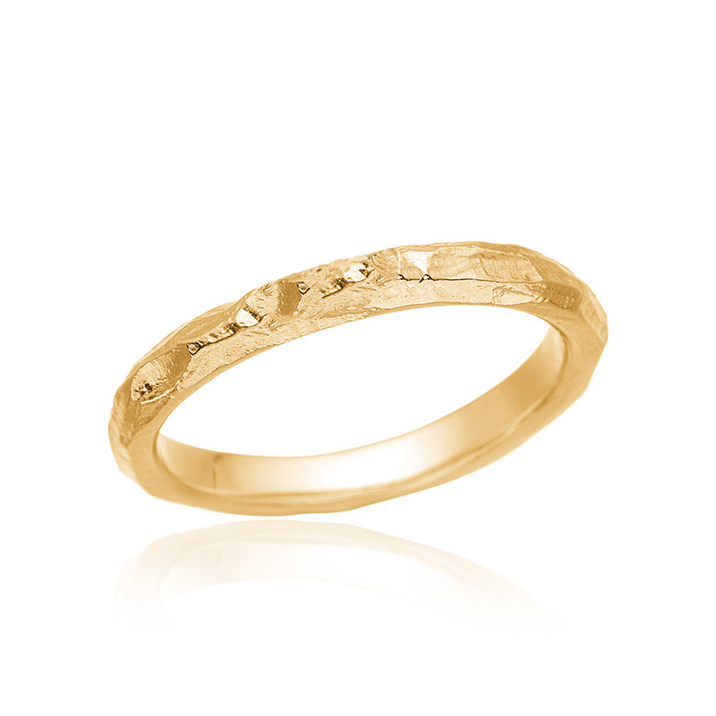 Feminin Ring i Guldbelagt Sølv – Smuk Støttering