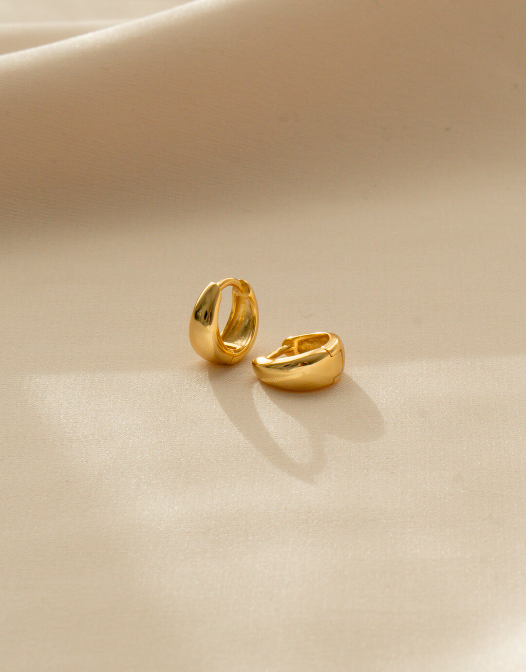 Mabel 10 Mm - Guld Hoops Øreringe til Black Friday tilbud
