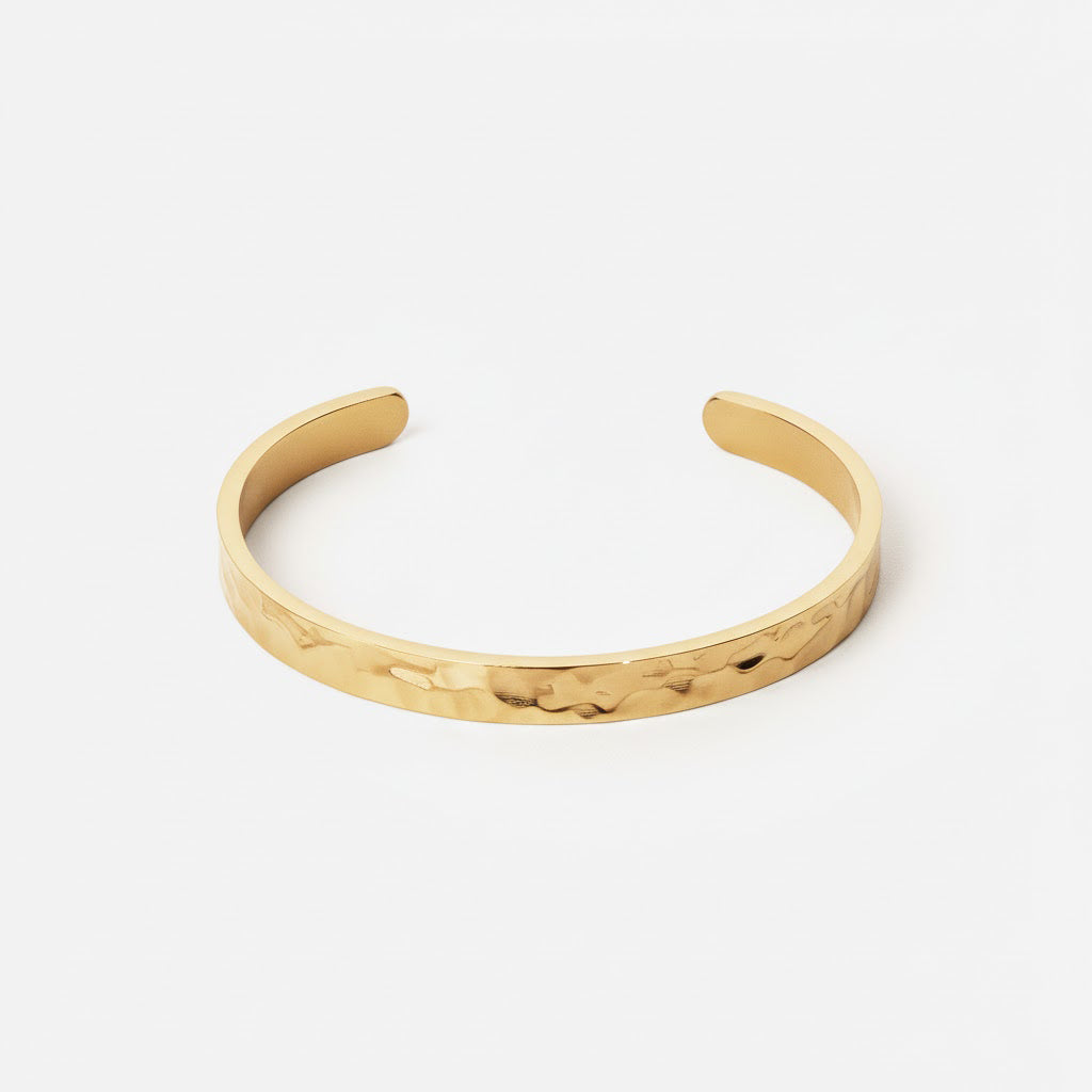 Hammered Bangle i 18k Guldbelagt fra Josephine Nord