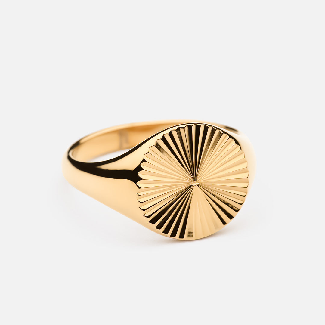 Stort Sol Signet Ring i 18k Guld - Eksklusivt Smykke