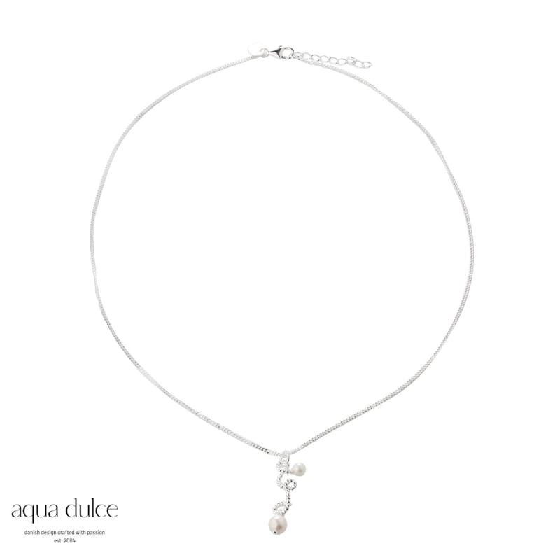Swirl Love Necklace  Silver