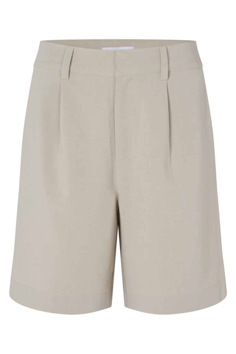 Mbym Shorts Guri-m - Elegant Habitlook i Lys Farve