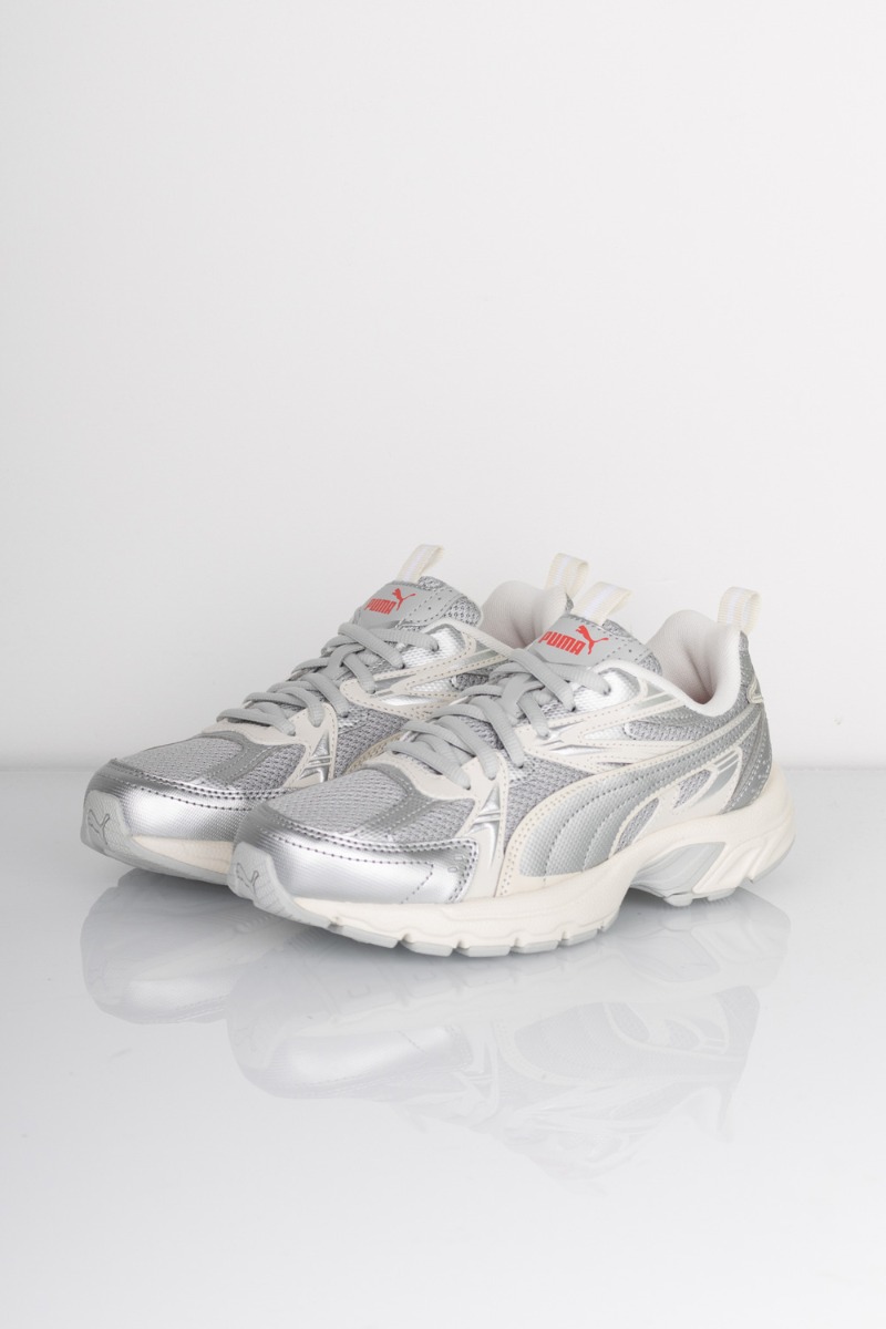 Puma Sneakers Milenio Tech - Lys Grå med Sølv Detaljer