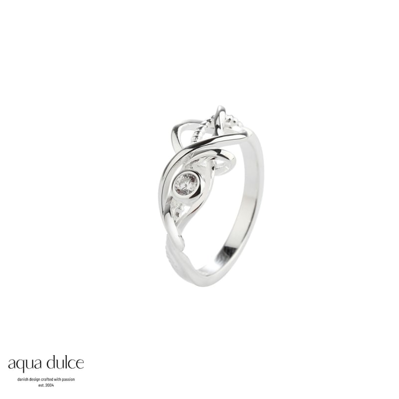 Ring Curly Tina med hvid zirkonia - 100% nikkelfri
