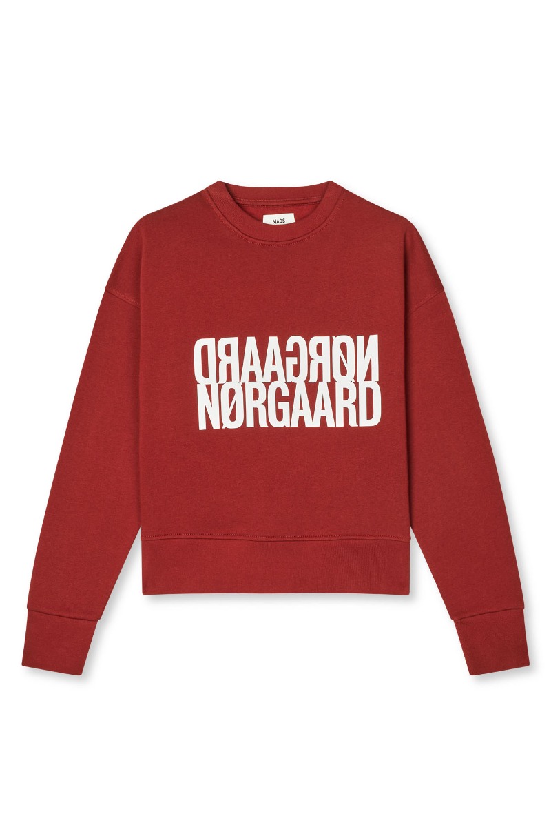 Mads Nørgaard - Klassisk Sweatshirt i Winery Jewel Box