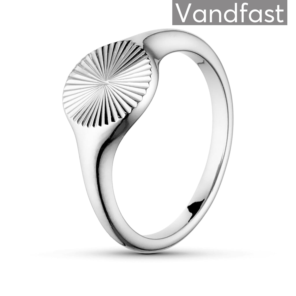 Annebrauner Solring - Elegant smykke til enhver lejlighed