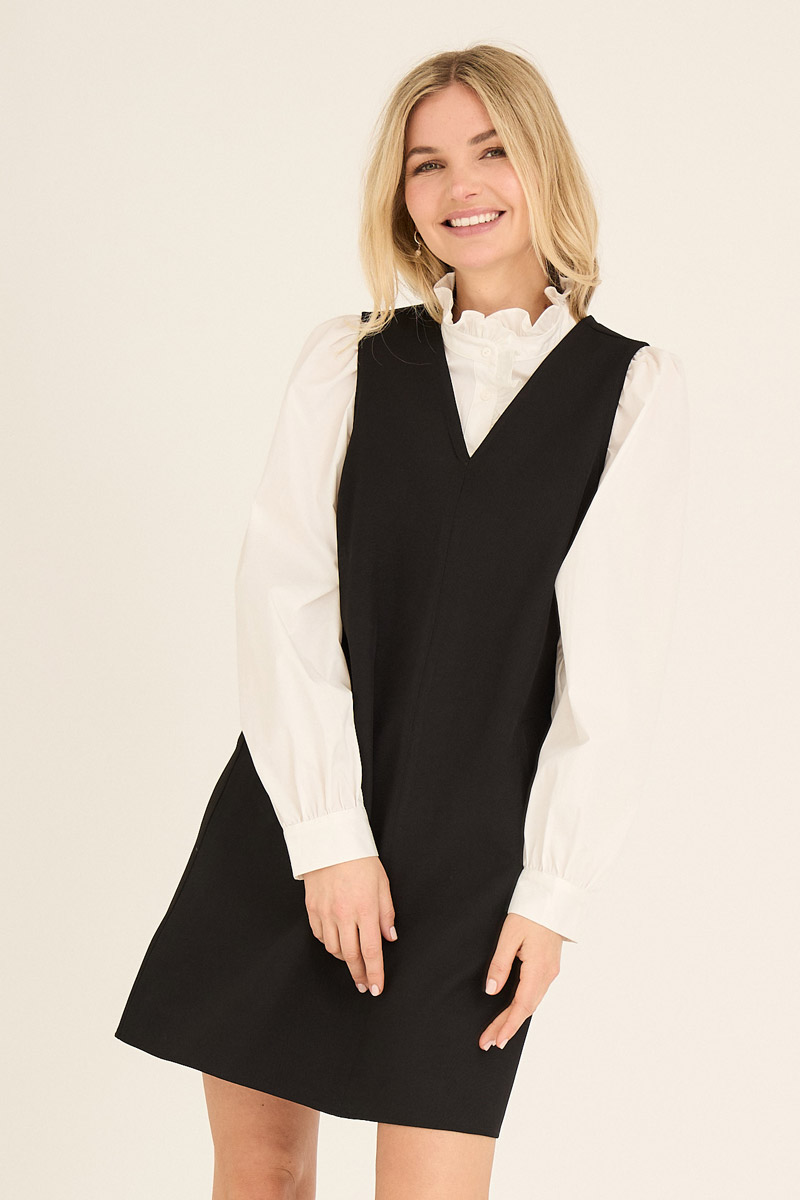 A-view – Festkjole – Juliette Spencer Dress – Sort Perle