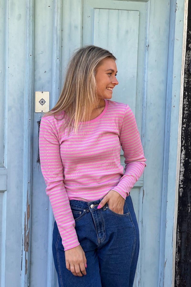 Nümph - Nurixie Bluse - Fuchsia Pink - Nyhed!