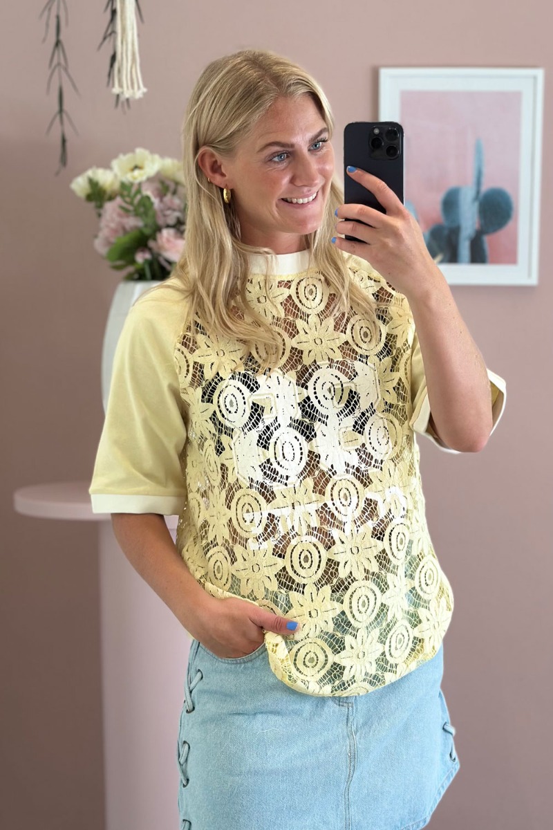 Continue T-shirt - Conni 88 Blonde - Lys Gul Udsalg
