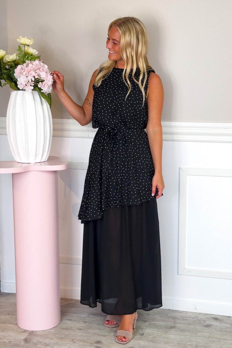 Loved By Lykke - Kjole - Dotti Dress - Black Levering I Midt Oktober