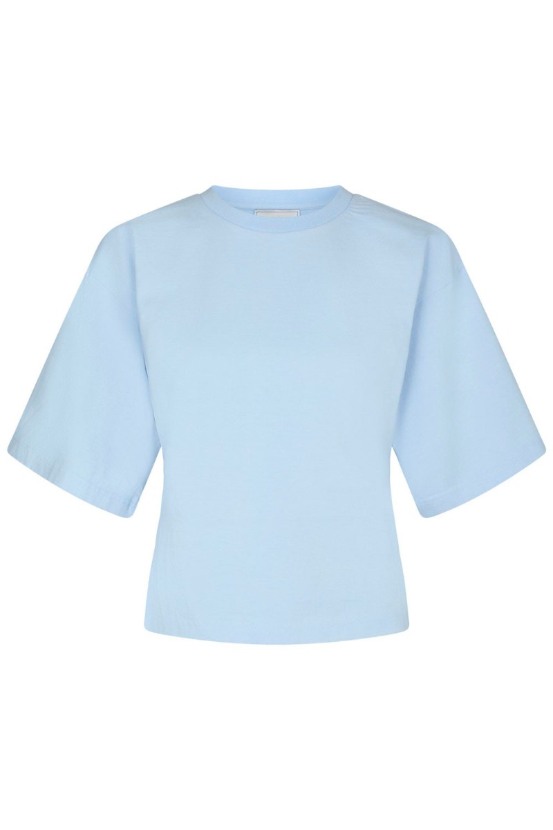 Neo Noir - T-shirt - Asha Boxy Tee - Light Blue