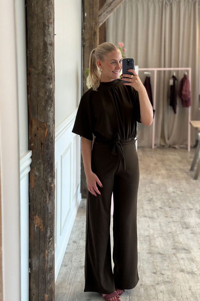 Sisters Point - Elegant jumpsuit i chokoladefarve