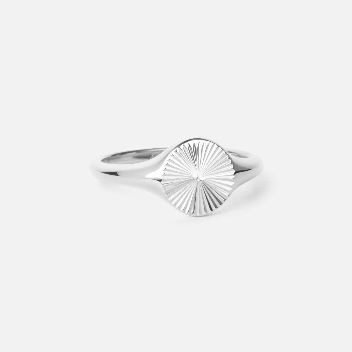Sun Signet Rund Ring Sølvfarvet