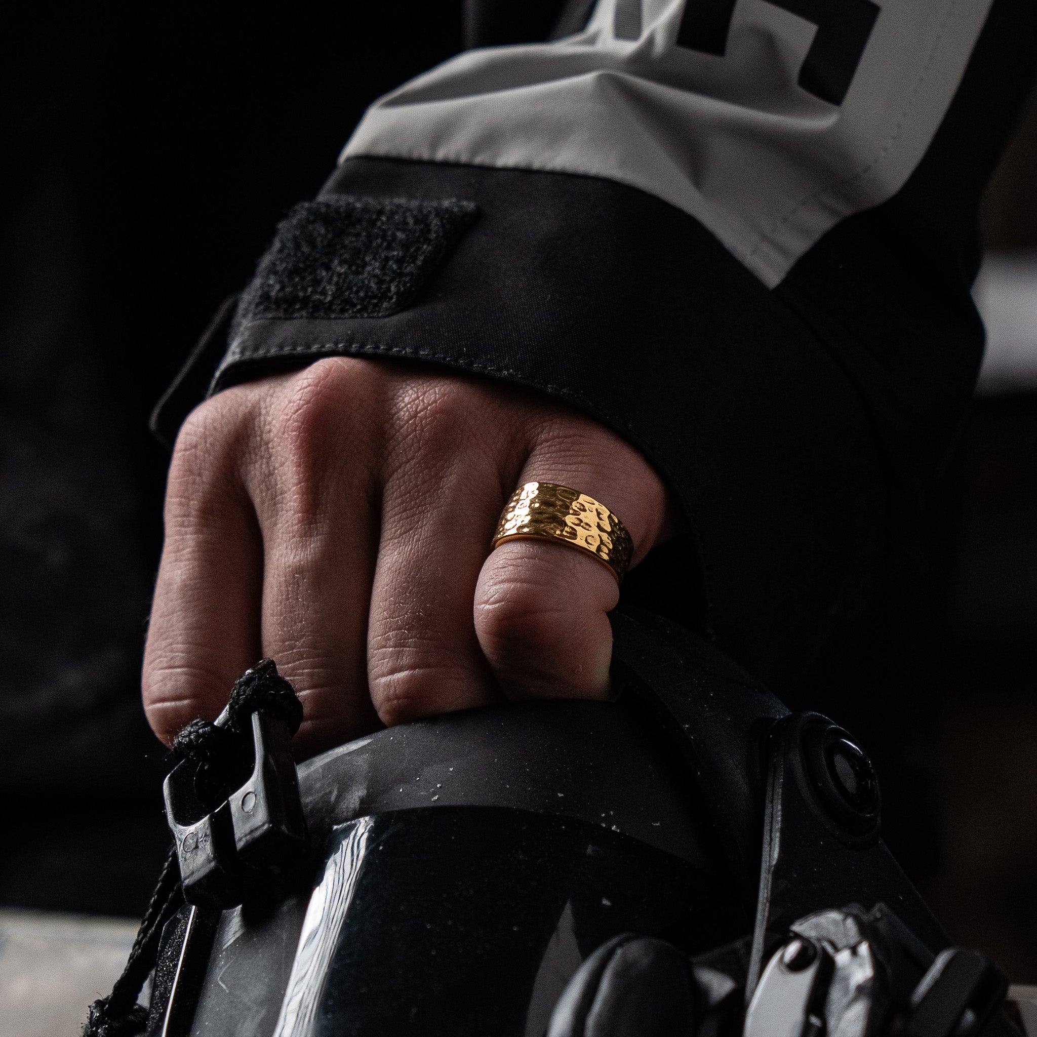 Hammered Signature Ring Guld - Str 6 - Herre - Northern Legacy